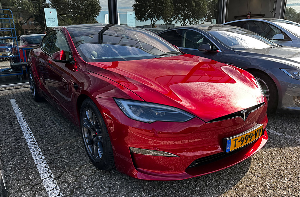 Tesla Model S Plaid