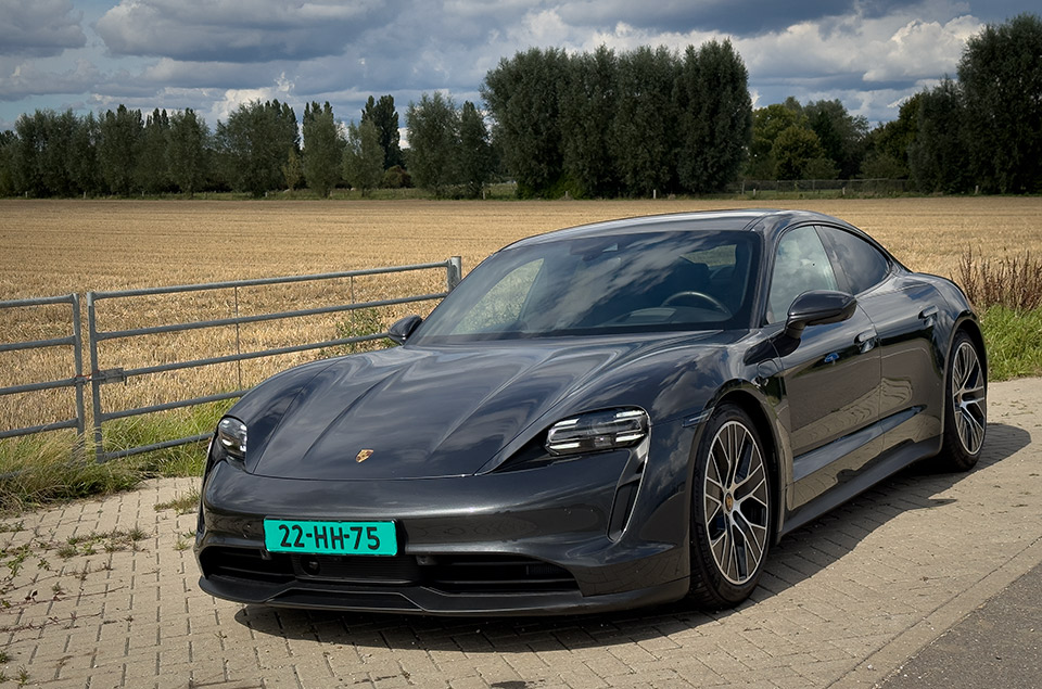 Porsche Taycan Porsche Taycan