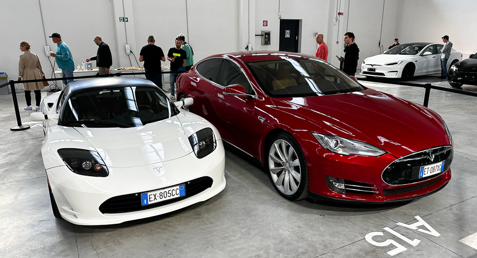 Tesla Roadster Tesla Roadster