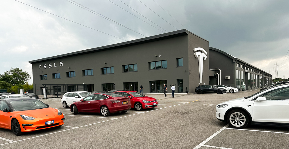 Tesla center Verona Tesla center Verona