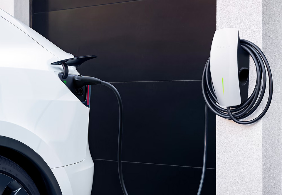 Tesla Wallcharger 3 MID Tesla Wallcharger 3 MID