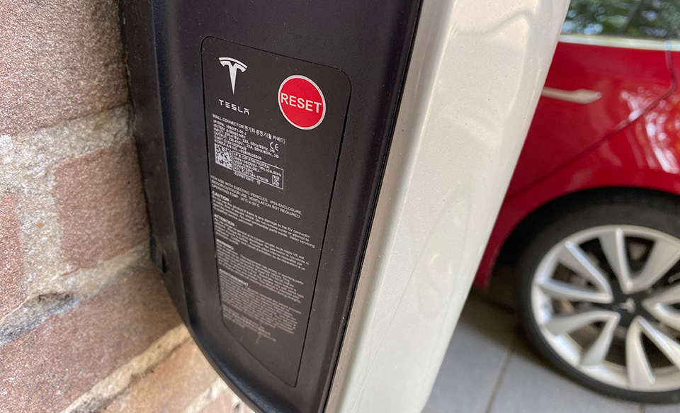 Tesla Wall Charger - Reset button Tesla Wall Charger - Reset button